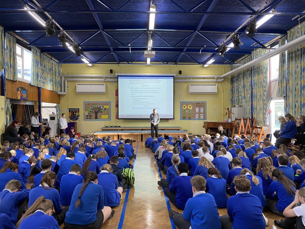 274077639_826059892124138_5707915947767488988_n collective worship at horton kirby primary school